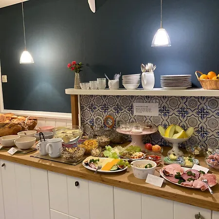 Hilligenlei Zi 11 Dz Lägenhet *